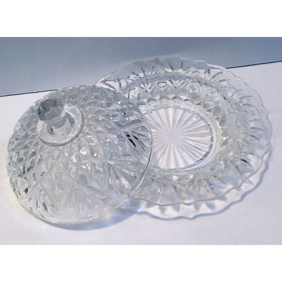 Vintage Anchor Hocking Round Butter Dish Prescut Clear "Pineapple Pattern 1960 - Picture 2 of 7